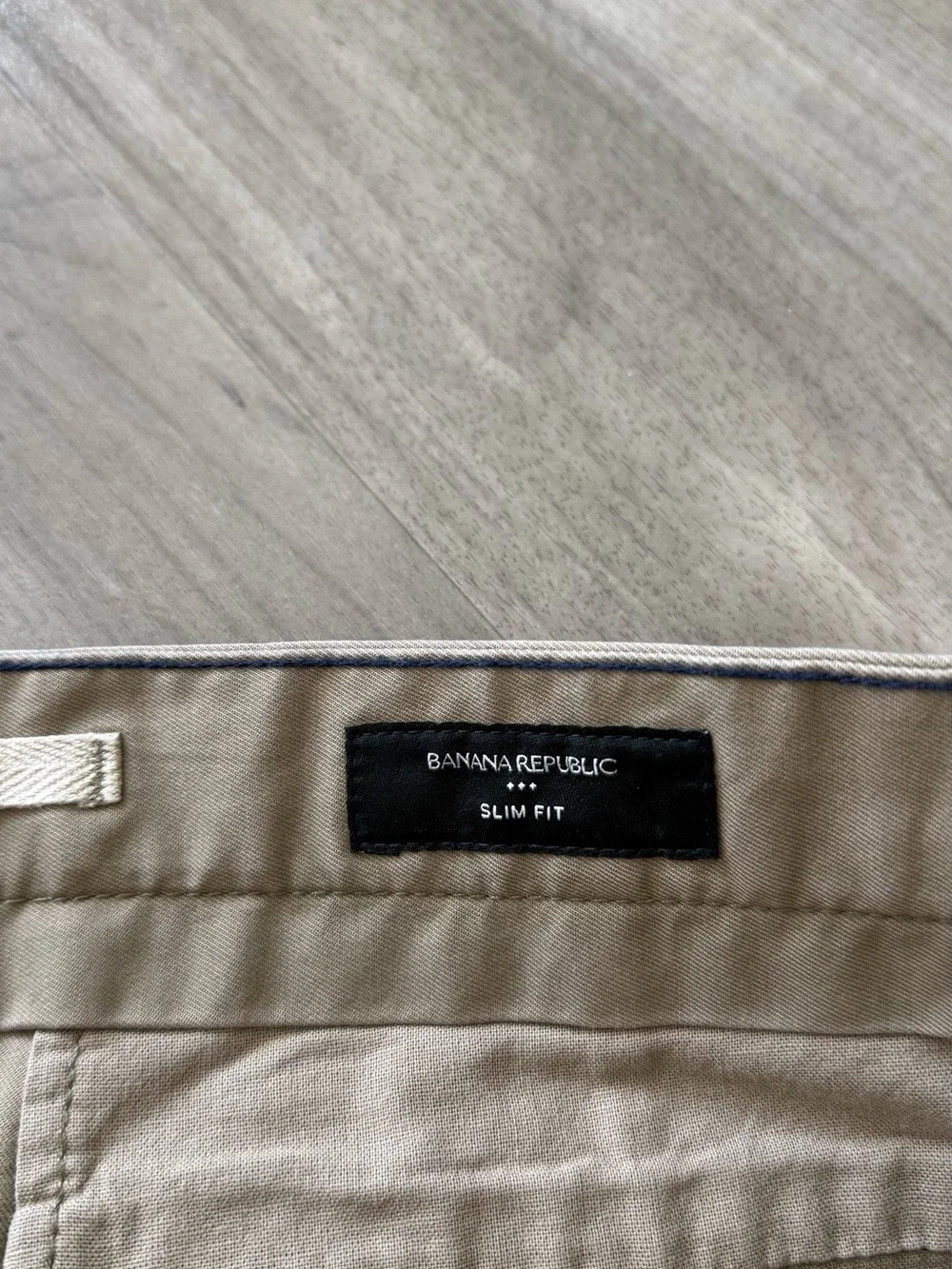Banana Republic Khaki Straight-Leg Chinos - Light Khaki